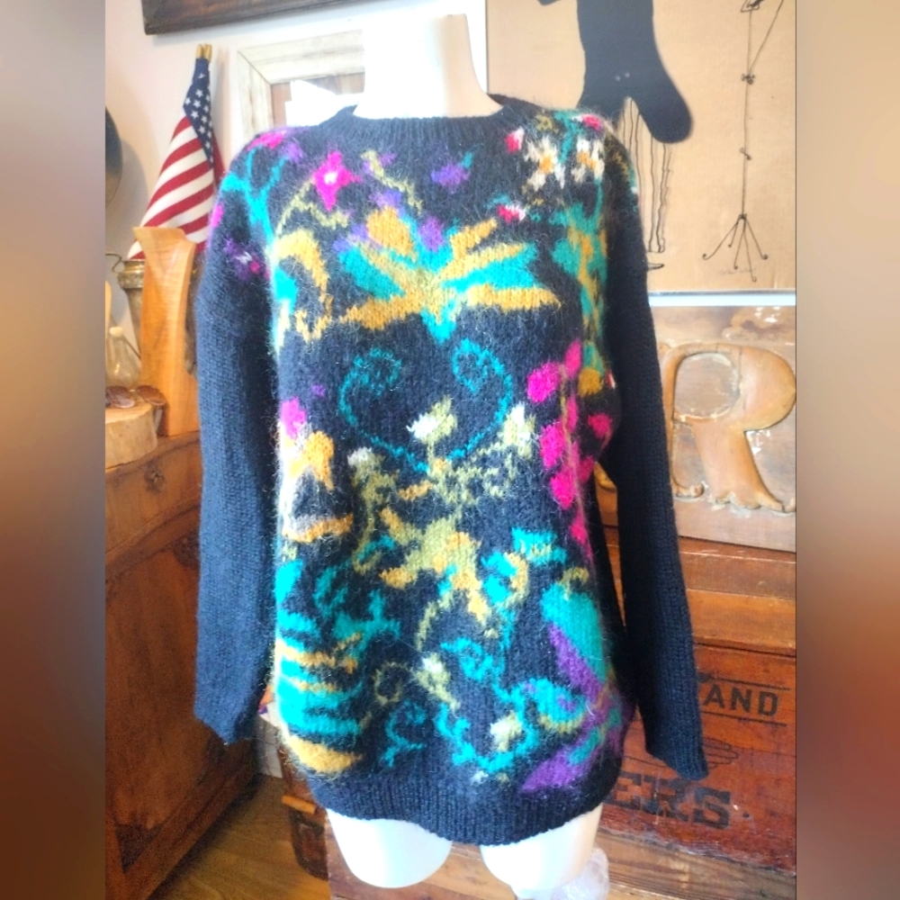 Vintage Dana Ashley 80's Oversized Mohair Sweater w/Shoulder Pads Size Small